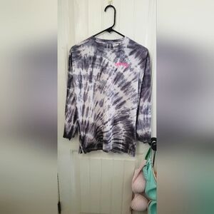 PINK Long Sleeve Campus tee